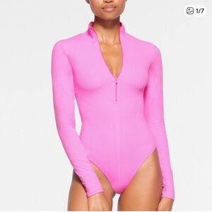 Skims Fits Everybody Bodysuit in Neon Orchid, size medium